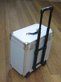 28.11.8機器運搬用ケース　キャリー付.jpg