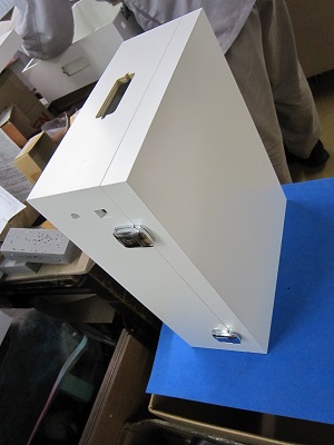 29.1.24 木枠ケース　医療機器収納ケース.jpg