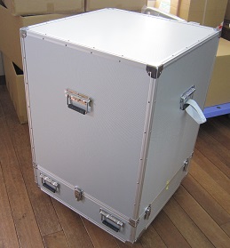 29.2.6 電器機器収納アルミケース.jpg