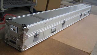 29.4.6器具収納アルミケース.jpg