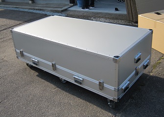 特注デモ機収納大型アルミケース