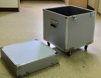 特注アルミケース　優勝カップ蓋