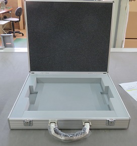 特注薄型アルミケース　内装