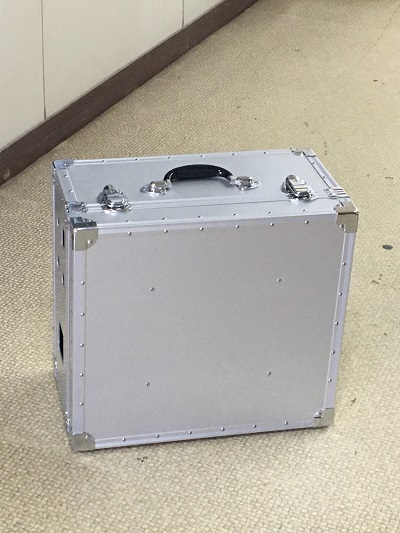 オーダーメイド精密機器収納アルミケース