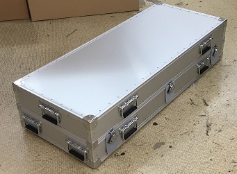 精密機器収納アルミケース　１ｍ
