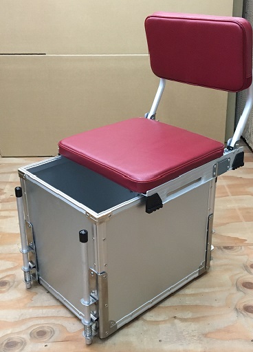 特注アルミボックス　釣り用椅子